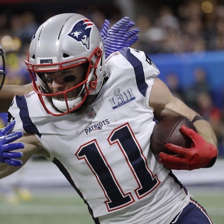 Patriots Rams Super Bowl Football