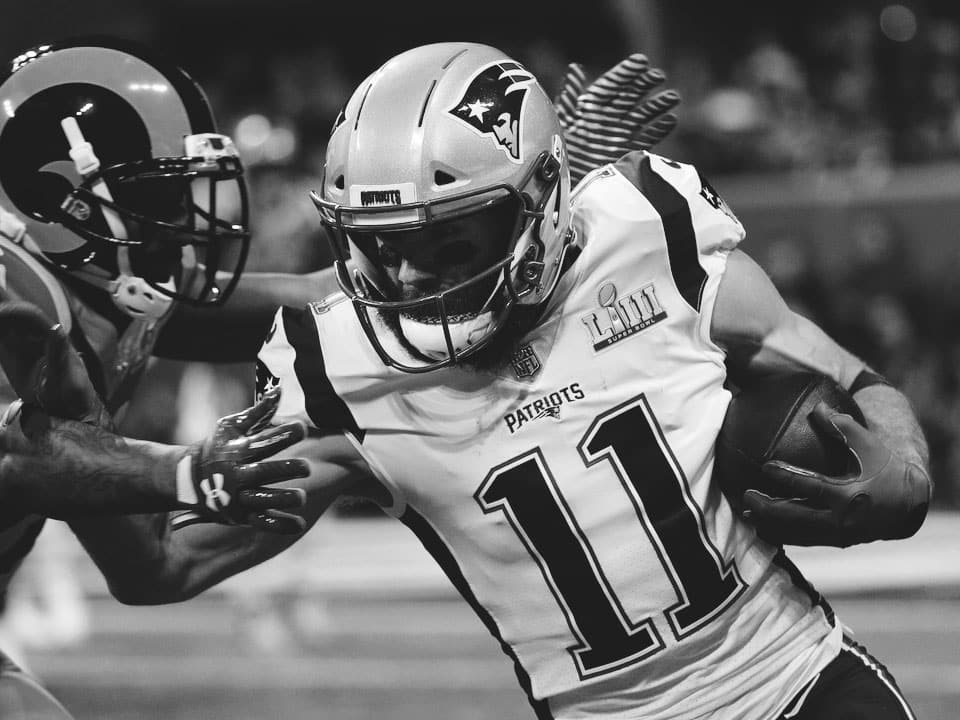 Patriots Rams Super Bowl Football